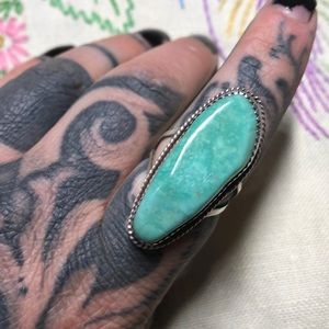 Sterling Silver Teal Turquoise Vintage Ring!